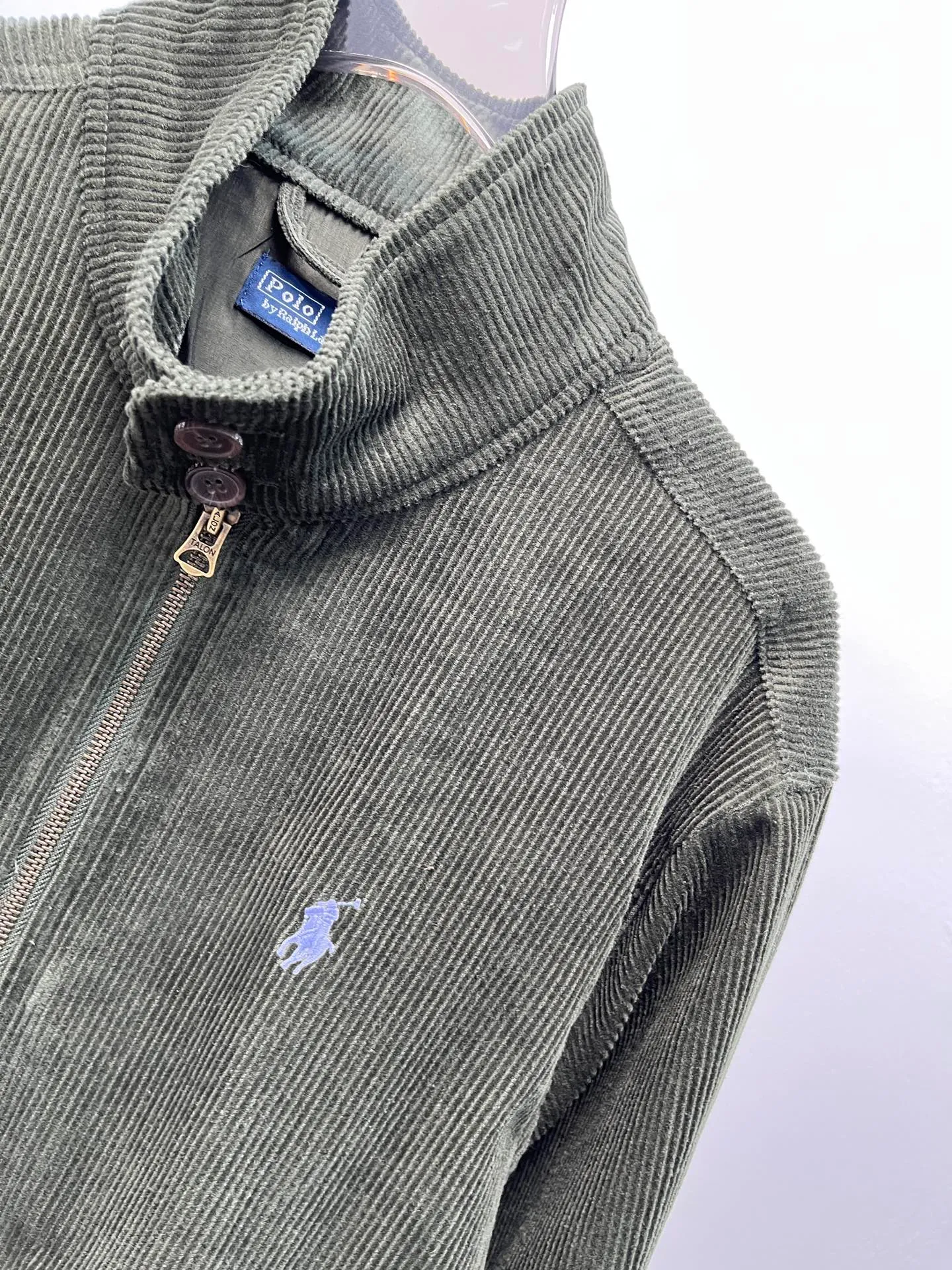 Detail P550